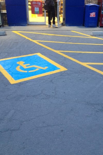 Handicap parking and walk area repainting by Tamarco
